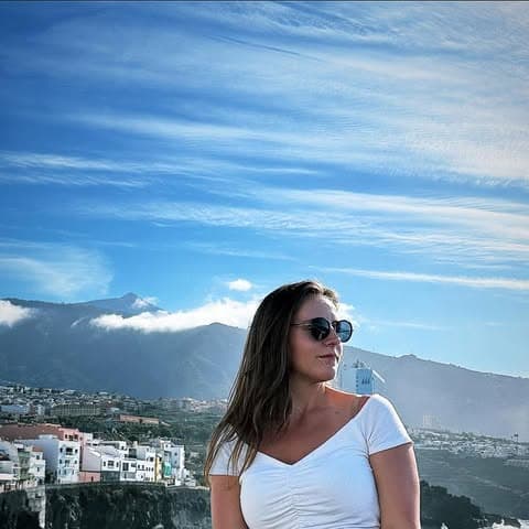 Wiktoria Cięciara - Podolożka, Kosmetolog